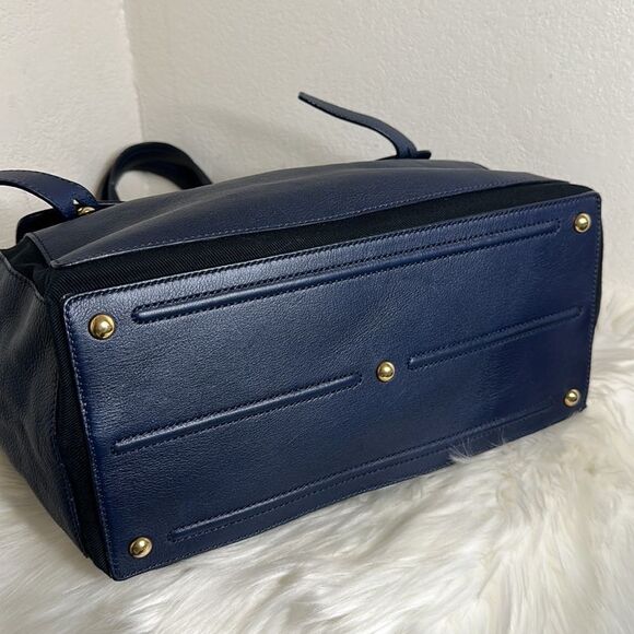 💯Authentic YSL Handbag 🍀 - Picture 7 of 17